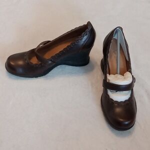 New Miss Bison wedge heel shoes